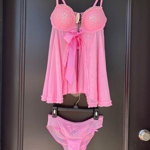 VS Sexy Little Things